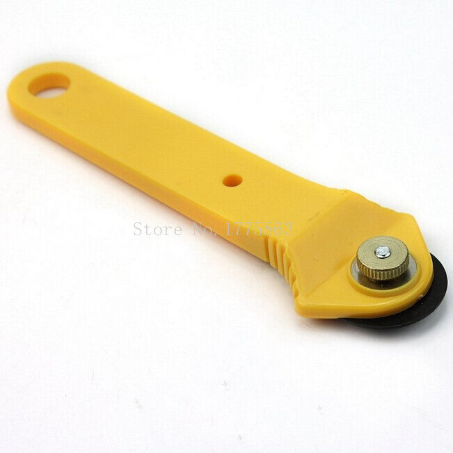 28mm Rotary Cutter Blade - stilyo