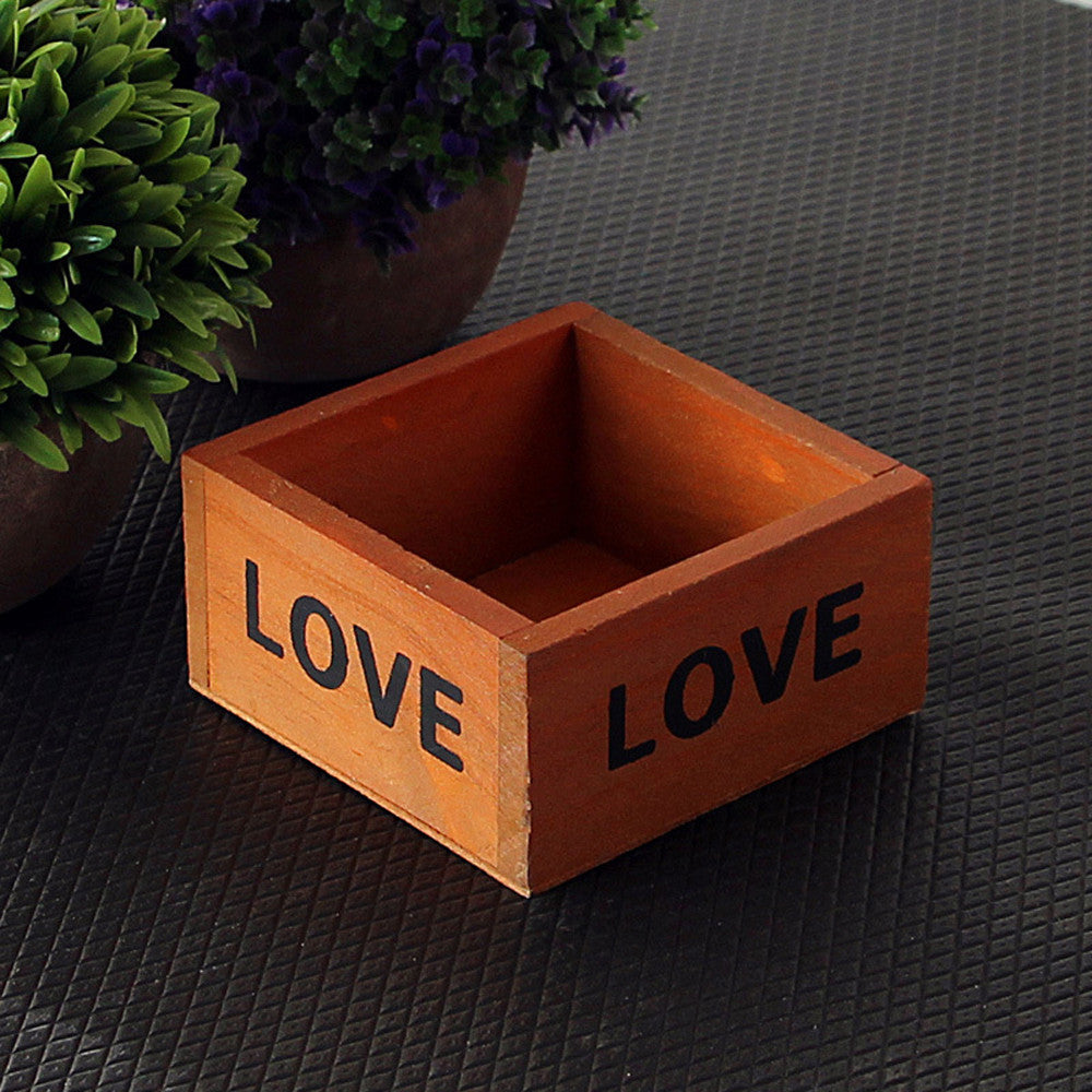 LOVE Hand made Retro Style Wooden Flower - stilyo