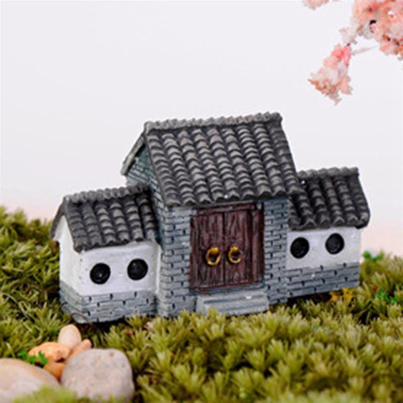 Mini Antic House Ornament - stilyo