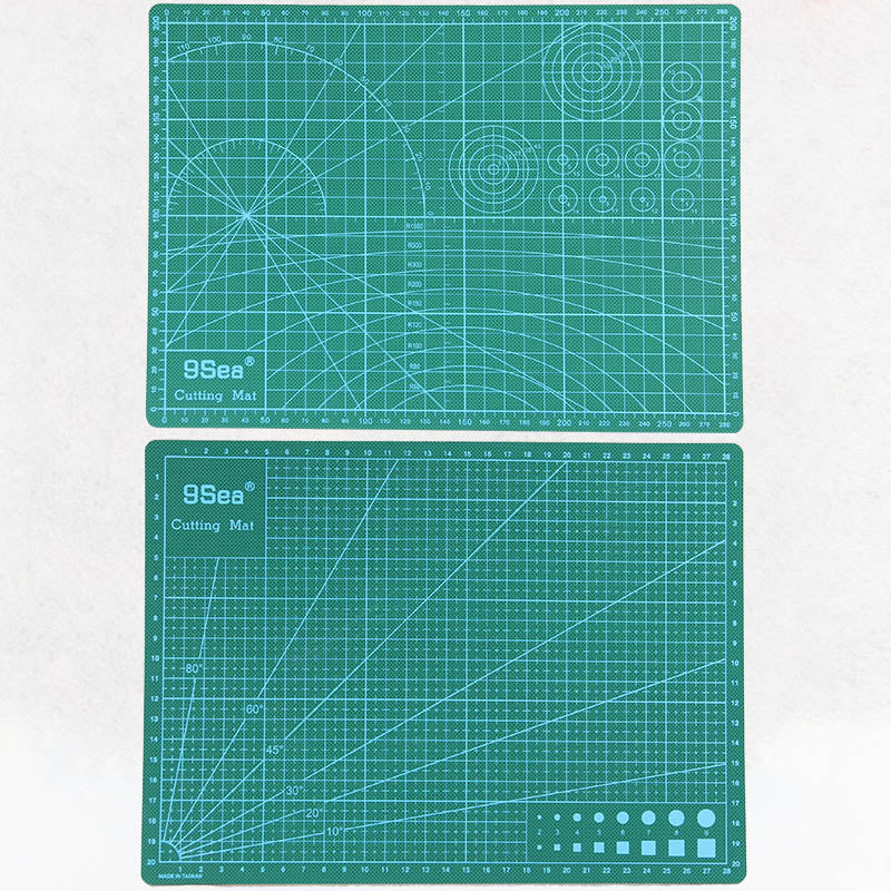 High Quality Green Design Cutting Mat 22x30cm - stilyo