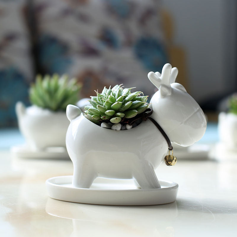 Deer Shaped Ceramic Planter - stilyo